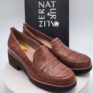 NEW Naturalizer Darry English Tea Croc Embossed Leather Loafers Women's Size 12M